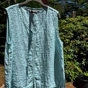 Breezy linen tank from FLAX Design. Size medium.